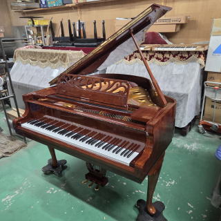 ウェーバーWLG51、小型グランドピアノ